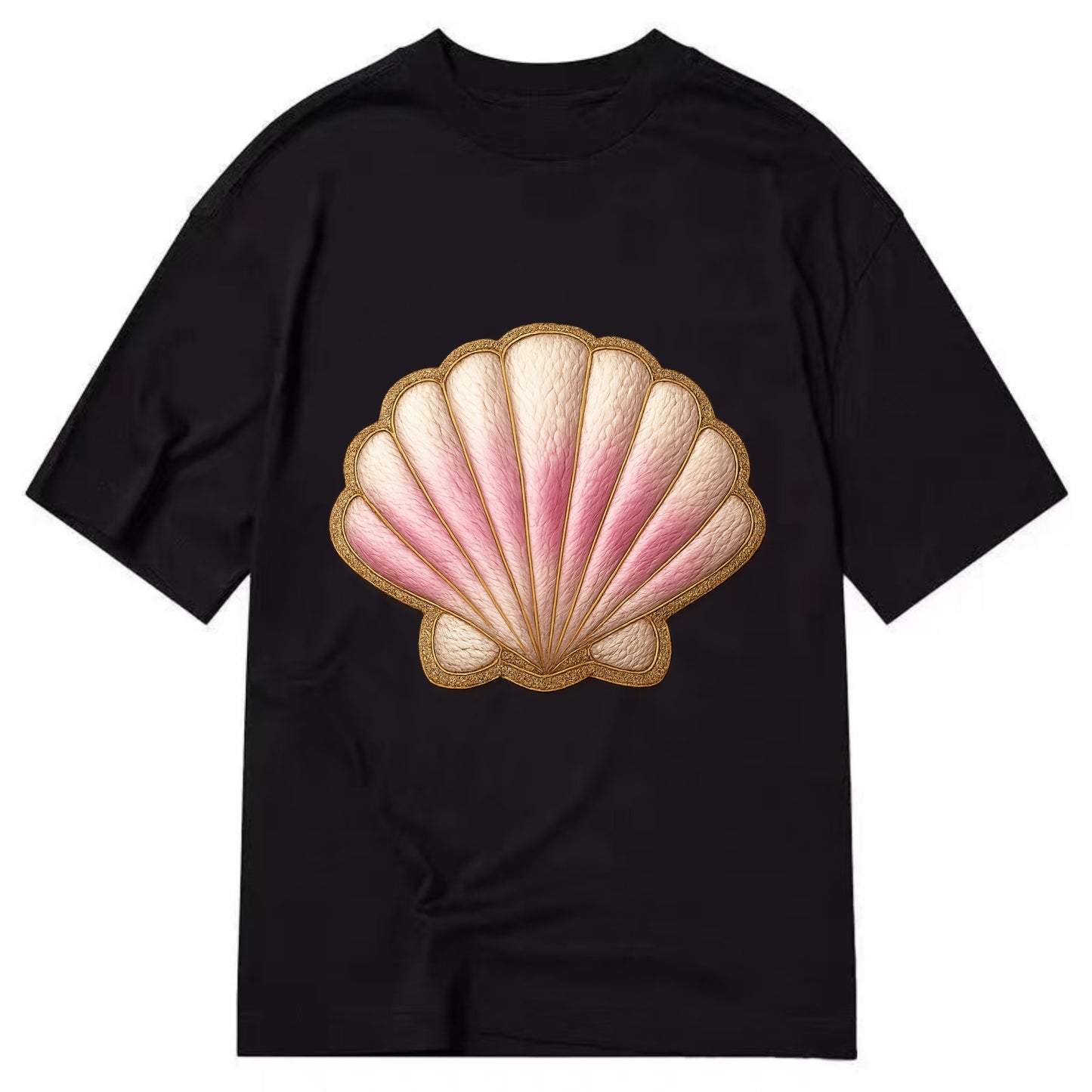 SEASHELL SCALLOP - scallop shell in cream and pink , beach - Classic T-shirt - Black
