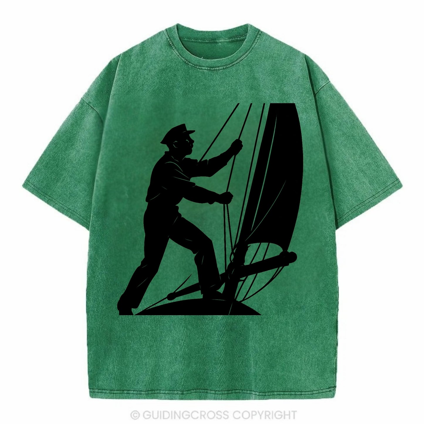 Sailor adjusting the boom on a sailboat - Vintage T-shirt - Forest Mist(Green)