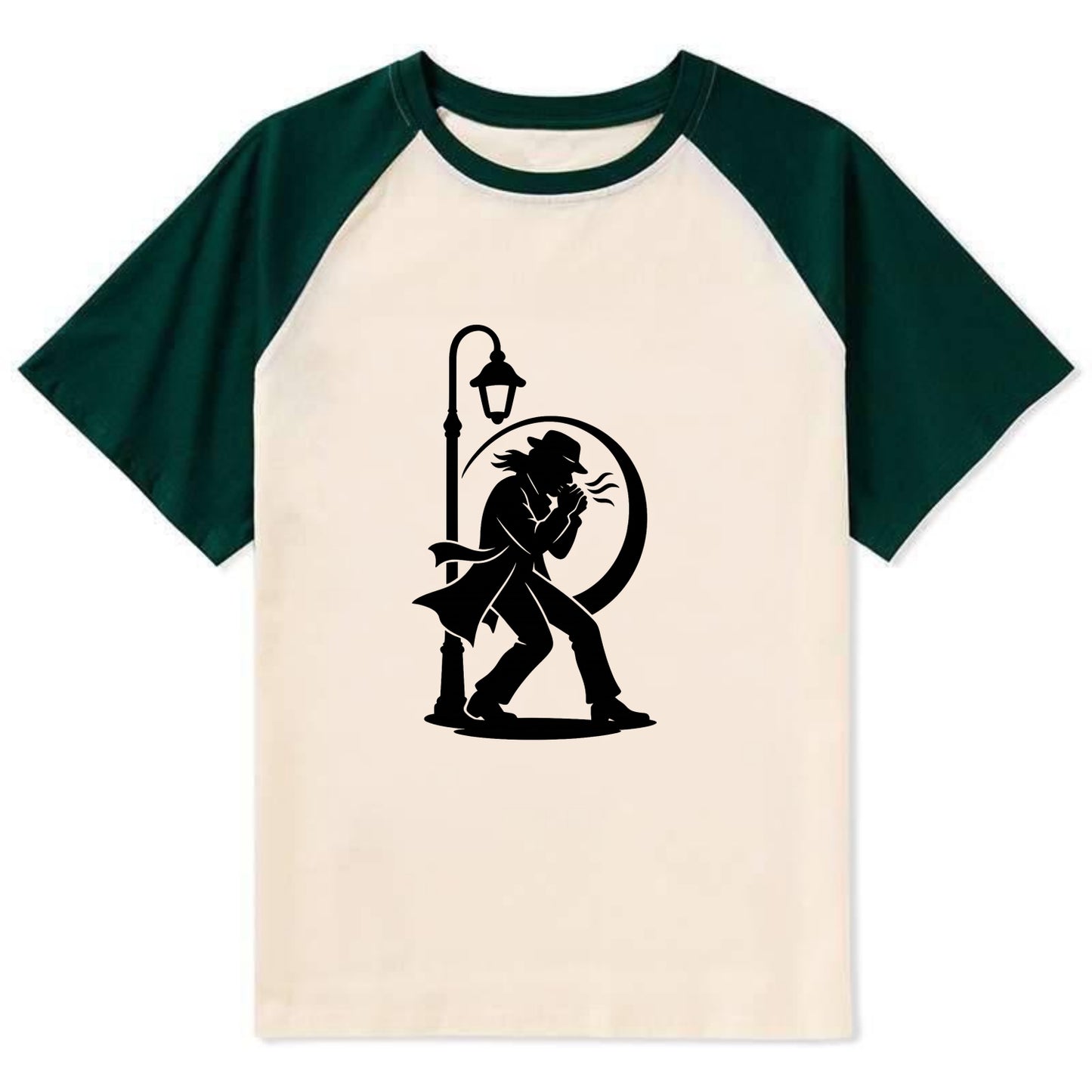 Blues harmonica player under streetlight - Contrast Raglan T-shirt - Green