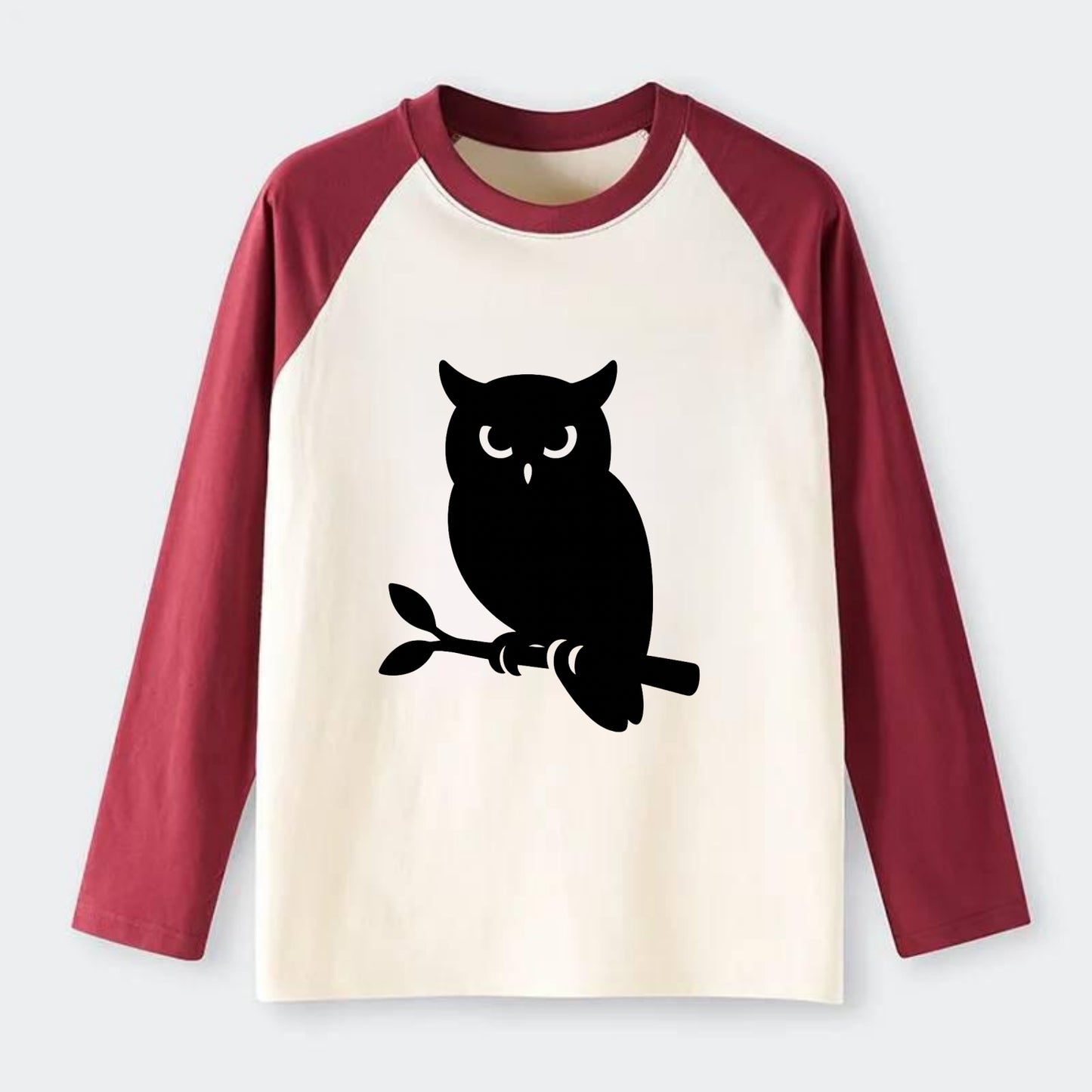 Owl perched on branch at night - Raglan Long Sleeve T-Shirt - Red