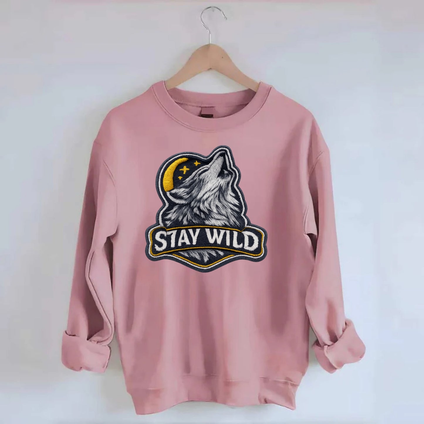STAY WILD - wolf with text in gray , free spirit - Crewneck Sweatshirt - pink