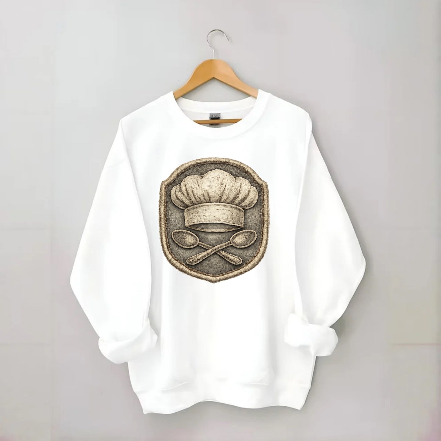 COOKING CHEF HAT - toque blanche with crossed spoons in white and silver , - Crewneck Sweatshirt - white