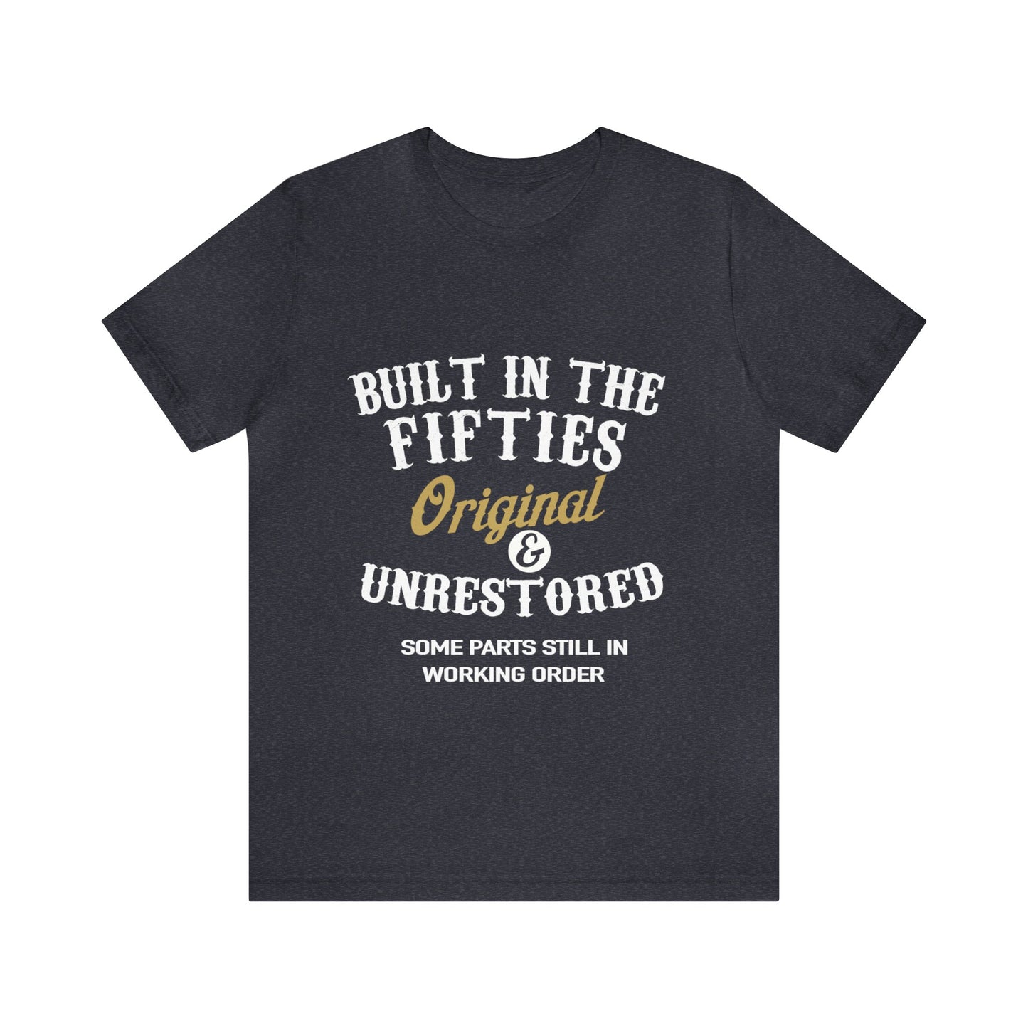 時代を超越した宝物: 心ある若者のための気楽な T シャツ 時を超越した宝物: 心ある若者のための気楽な T シャツ