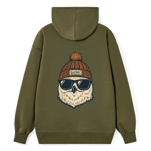 Quebec City Snowy Owl wearing Quebec beanie with pom pom and wayfarer - Classic Pullover Hoodie
