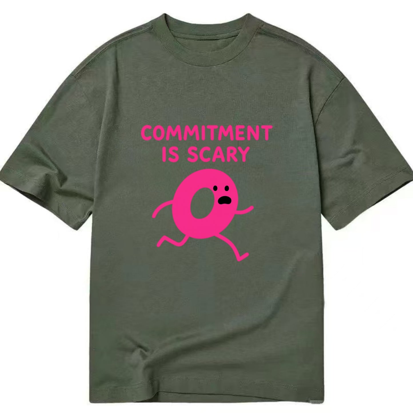 COMMITMENT IS SCARY | Terrified ring running away - Classic T-shirt - Army Green