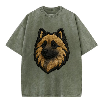 Keeshond - Contemporary spitz logo with - Vintage T-shirt - Army Green