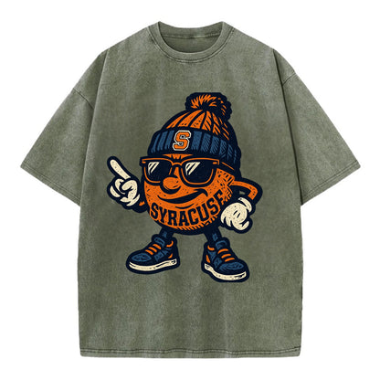 Syracuse Orange wearing Syracuse beanie with S patch - Vintage T-shirt - Army Green