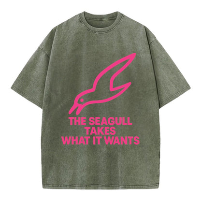 THE SEAGULL TAKES WHAT IT WANTS | Aggressive seagull diving down - Vintage T-shirt - Army Green