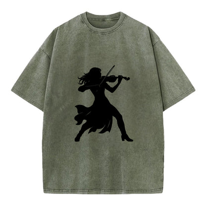 Violinist performing dramatic pose - Vintage T-shirt - Army Green