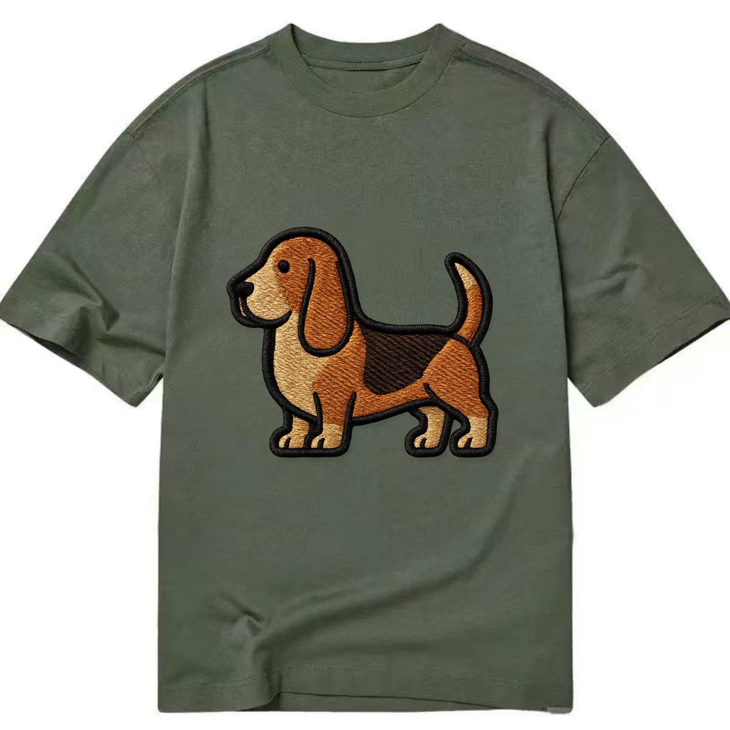 Basset Hound - Trendy low-rider design with prominent black outline - Classic T-shirt - Army Green