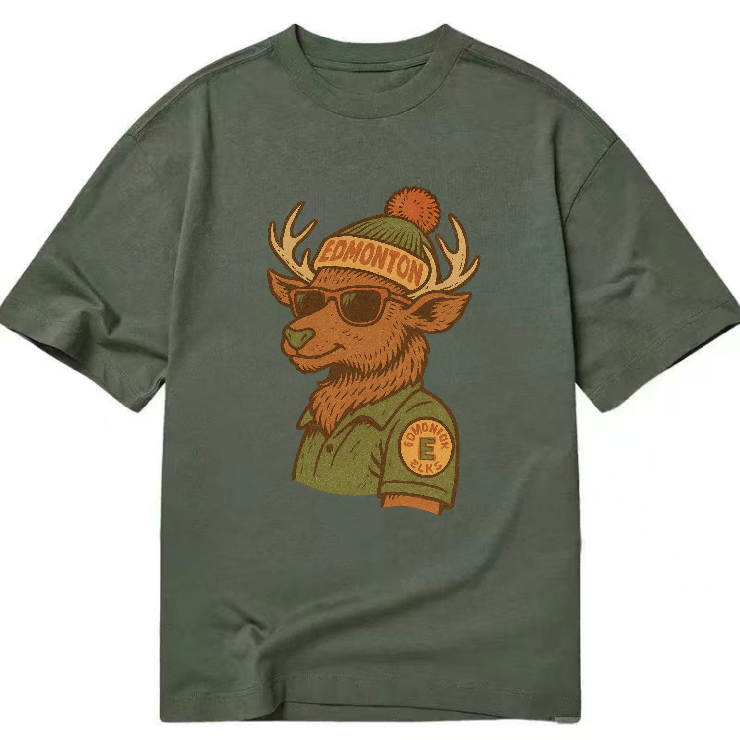 Edmonton Elk wearing Edmonton beanie wit - Classic T-shirt - Army Green