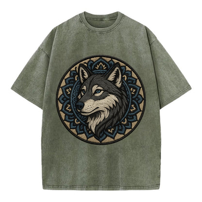 Mandala Wolf Pattern  - Vintage T-shirt - Army Green