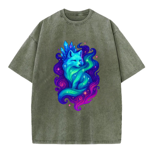 Ethereal arctic fox with fur that transforms into crystal formations, northern - Vintage T-shirt