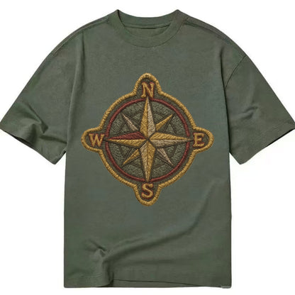 Compass rose with cardinal directions - explorer symbol - Classic T-shirt - Army Green