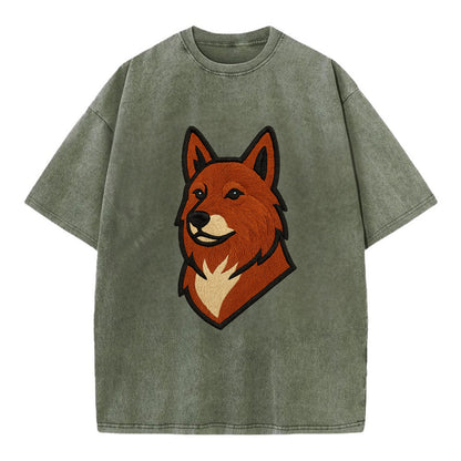 Finnish Spitz - Fox-red pointed ears embroidered pose - Vintage T-shirt - Army Green