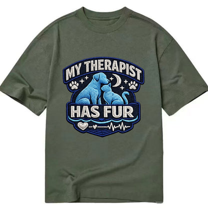 MY THERAPIST HAS FUR - pet silhouette in calming blue , emotional support - Classic T-shirt - Army Green