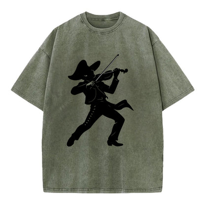 Mariachi violinist passionate performance - Vintage T-shirt - Army Green