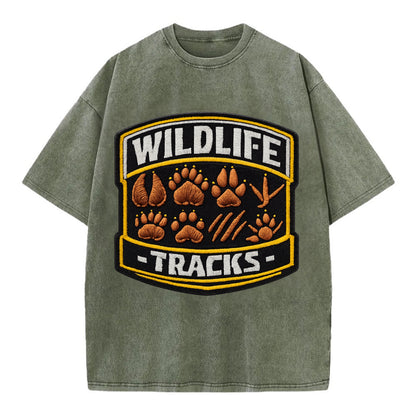 WILDLIFE TRACKS - animal footprints in brown , tracker - Vintage T-shirt - Army Green