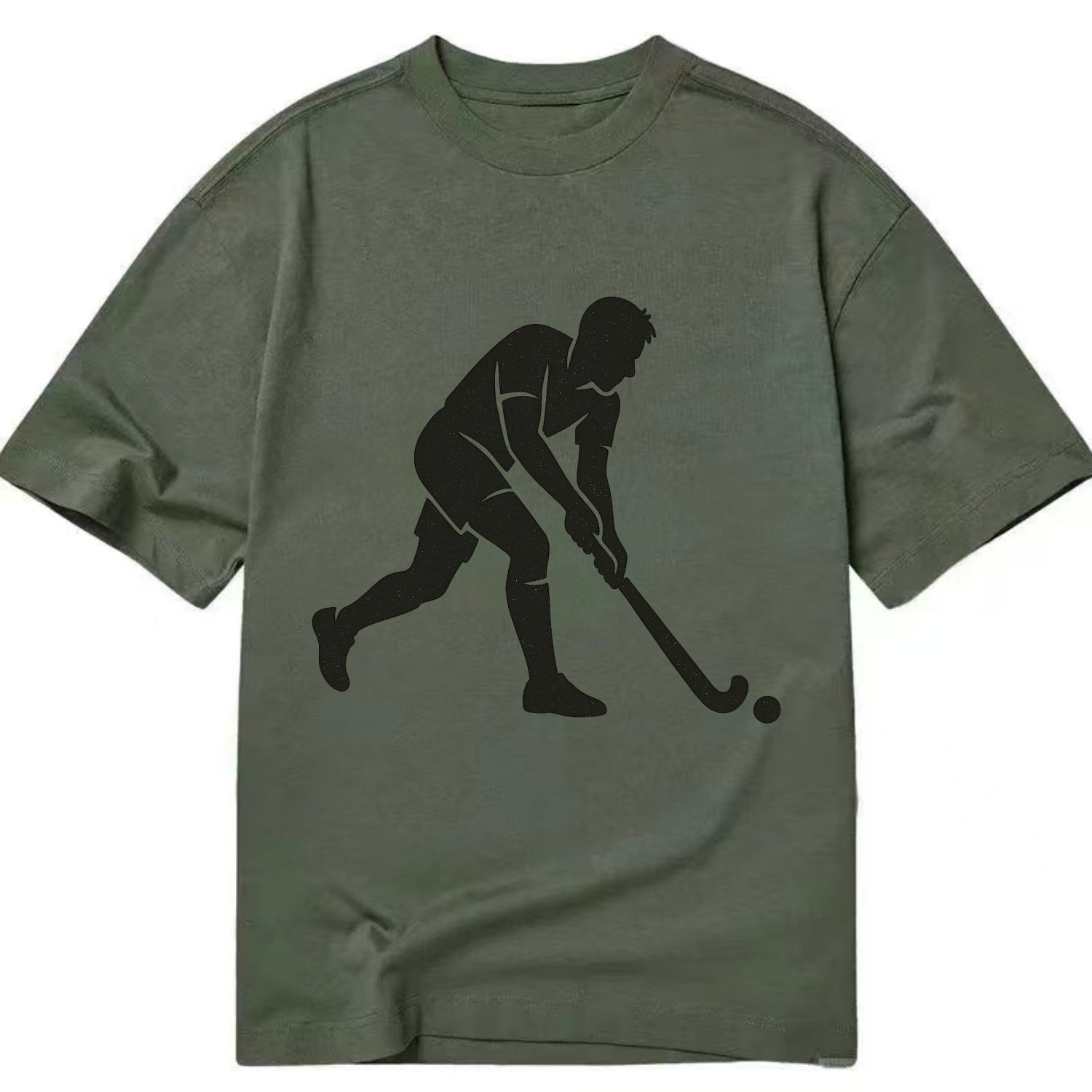 Field hockey player striking the ball - Classic T-shirt - Army Green