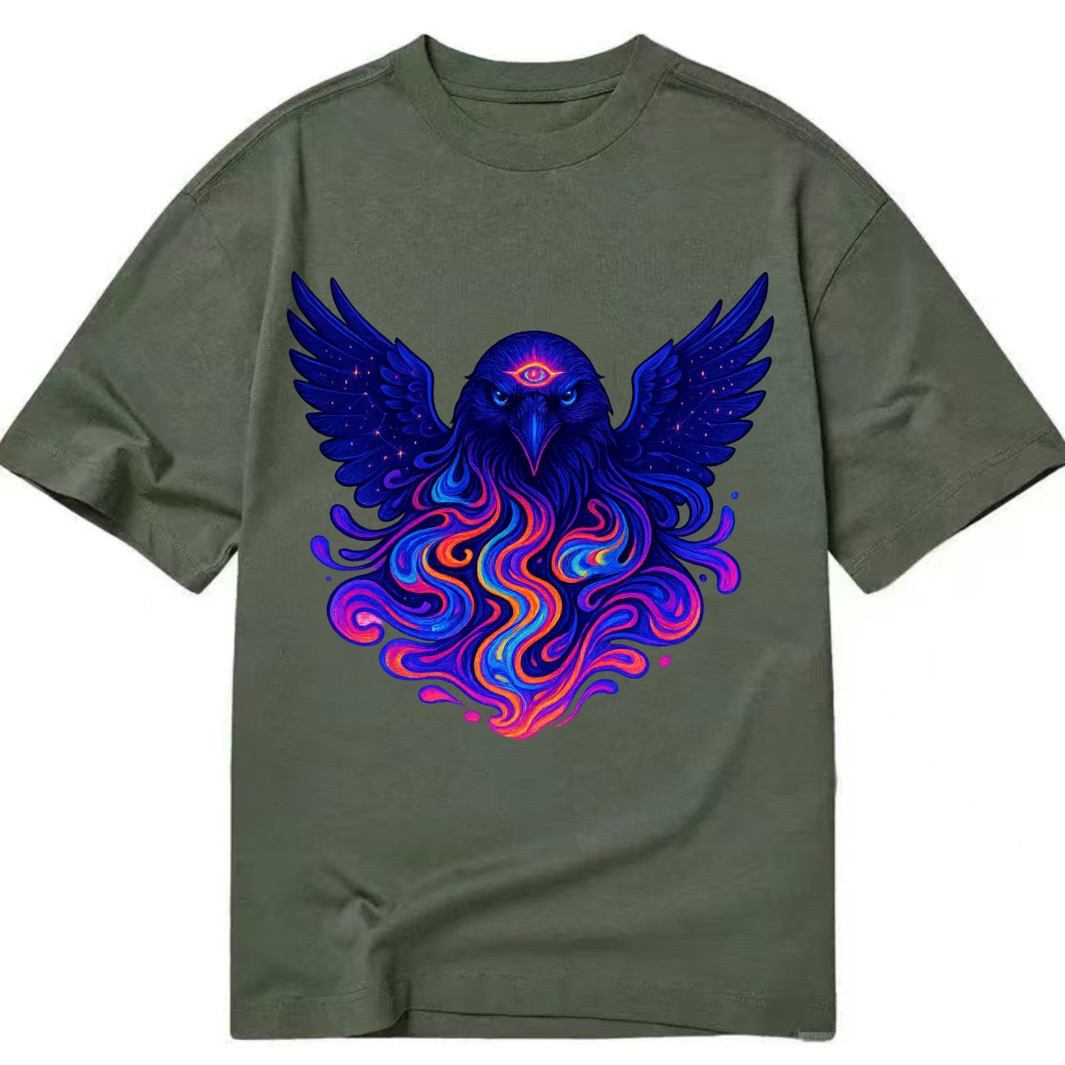Mysterious raven with feathers showing future visions in neon colors, wings - Classic T-shirt - Army Green