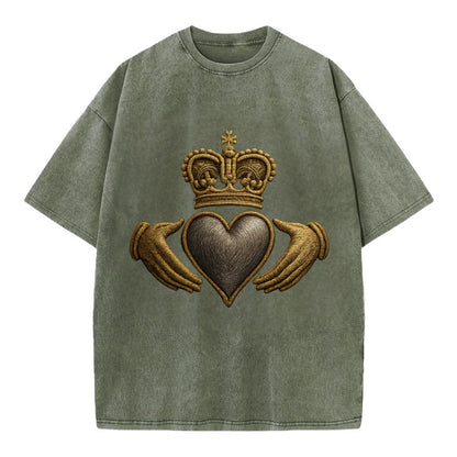 Claddagh Symbol  - Vintage T-shirt - Army Green