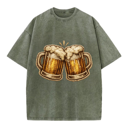 BEER MUG CHEERS - frosty beer stein in gold and amber , brewery - Vintage T-shirt - Army Green