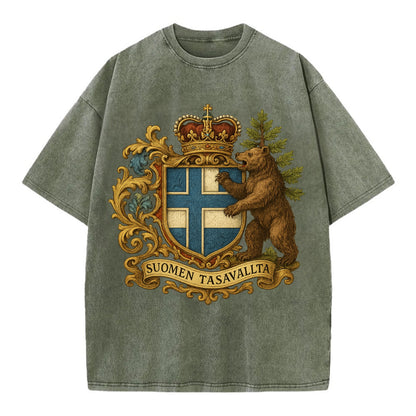 Finland Brown Bear Emblem  - Vintage T-shirt - Army Green