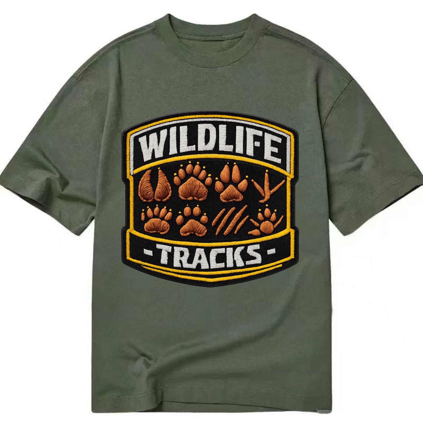 WILDLIFE TRACKS - animal footprints in brown , tracker - Classic T-shirt - Army Green