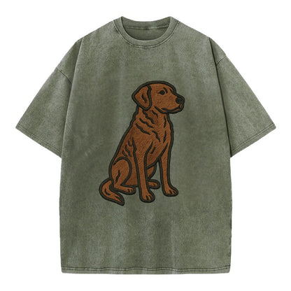 Chesapeake Bay Retriever - Brown wavy coat embroidered sitting pose - Vintage T-shirt - Army Green