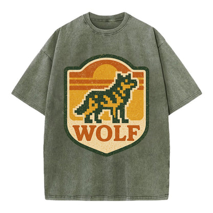 Digital Pixel Wolf  - Vintage T-shirt - Army Green