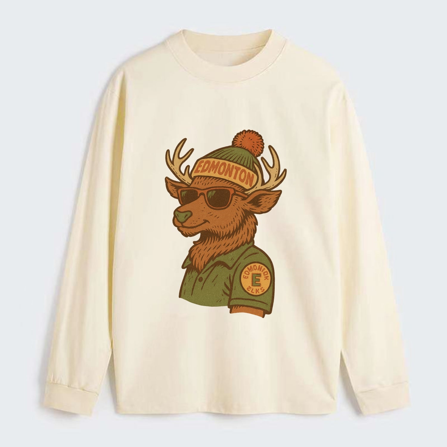 Edmonton Elk wearing Edmonton beanie wit - Classic Long Sleeve Shirt - Beige