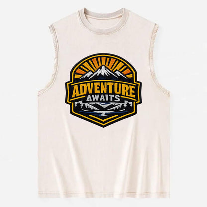 ADVENTURE AWAITS - mountain sunrise with text in gold and blue , wanderlust - Vintage Washed Tank - Beige