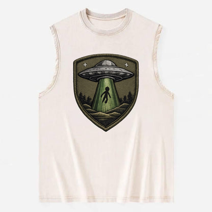 UFO ALIEN - flying saucer with beam in silver and green , extraterrestrial - Vintage Washed Tank - Beige