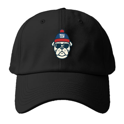New York Bulldog wearing Giants blue and red beanie with pom pom and wayfarer - Baseball Cap - Black