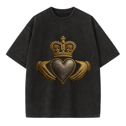 Claddagh Symbol  - Vintage T-shirt - Black