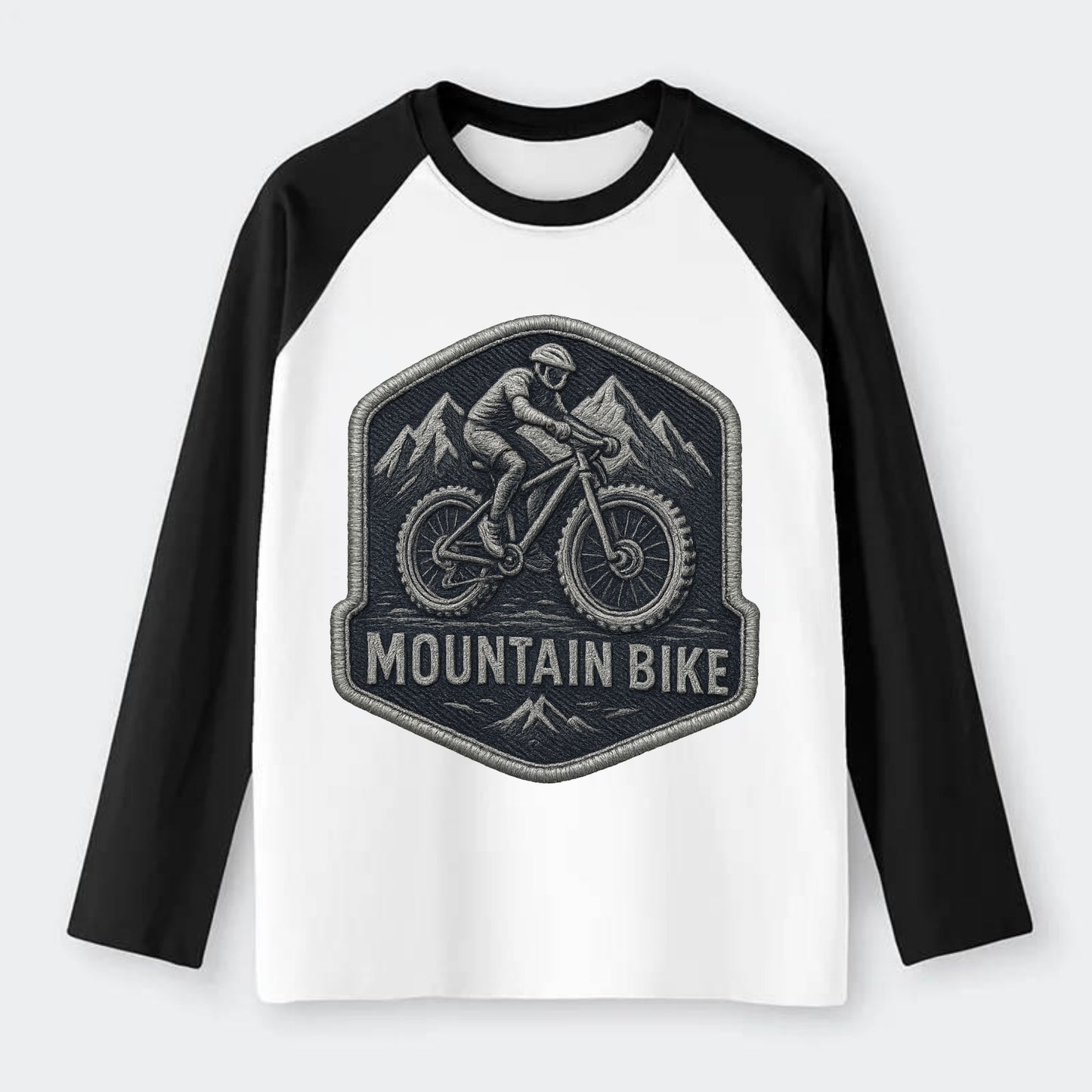Mountain bike with rugged tires - cyclist badge - Raglan Long Sleeve T-Shirt - Black