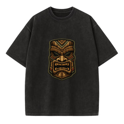 TIKI MASK - carved totem in brown and red , Polynesian - Vintage T-shirt - Black