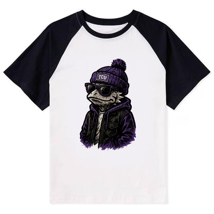 Fort Worth Frog wearing TCU beanie with horned patch - Contrast Raglan T-shirt - Black