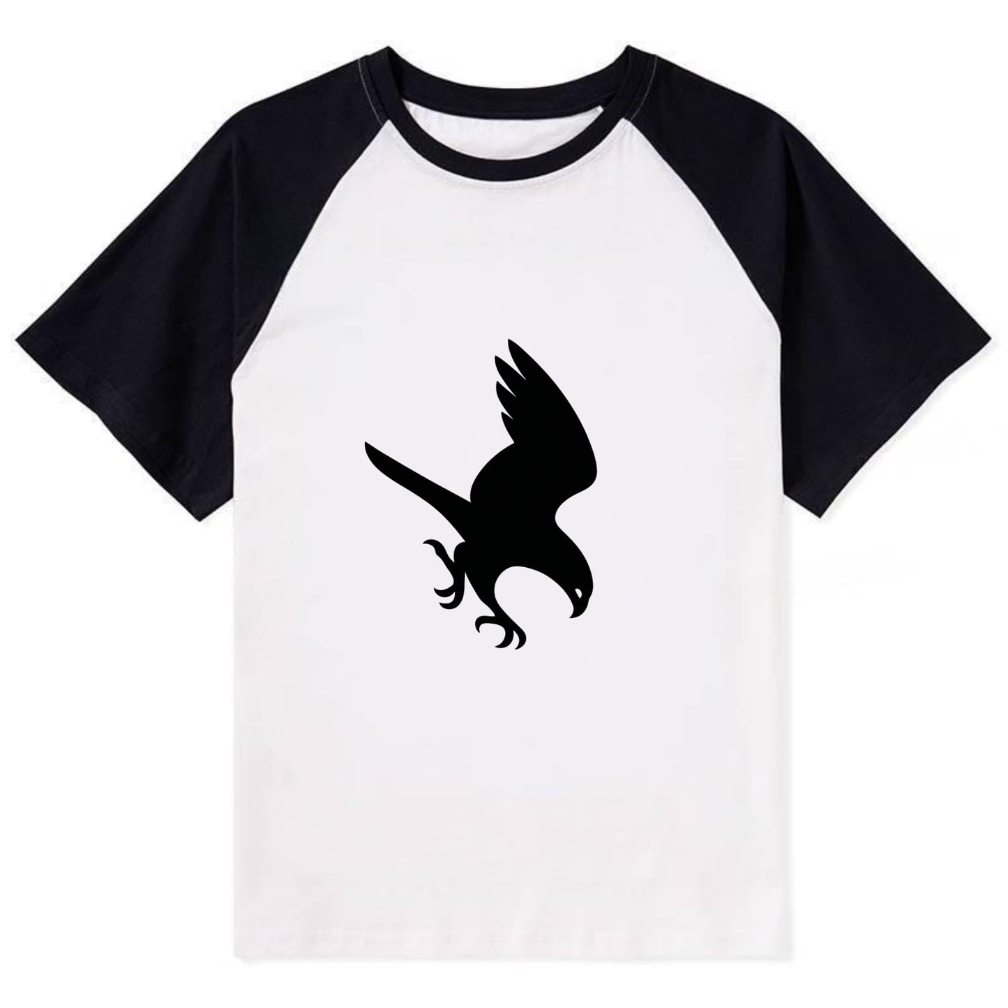 Hawk diving for prey - Contrast Raglan T-shirt - Black