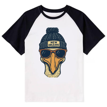 New Orleans Pelican wearing New Orleans beanie with pom pom and wayfarer - Contrast Raglan T-shirt - Black
