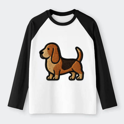 Basset Hound - Trendy low-rider design with prominent black outline - Raglan Long Sleeve T-Shirt - Black