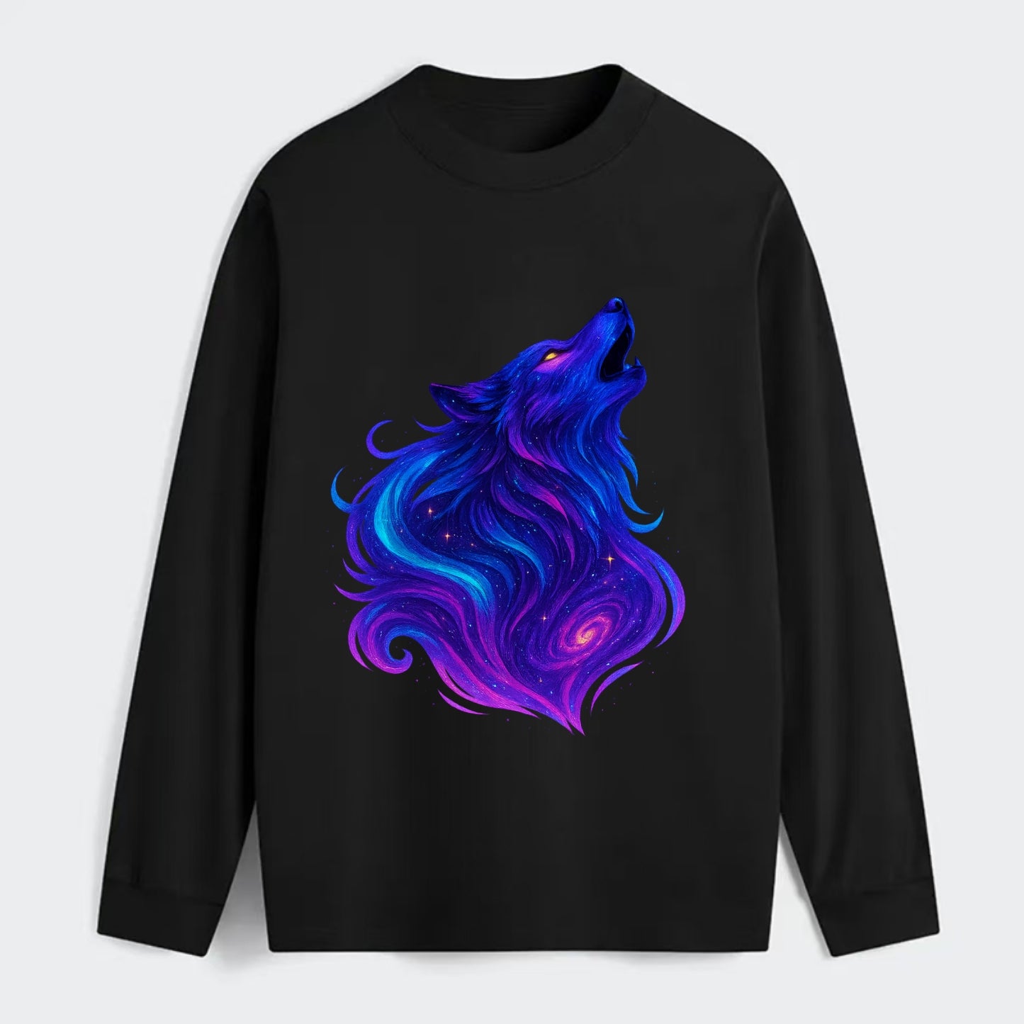 Noble wolf with flowing fur that transforms into aurora borealis - Classic Long Sleeve Shirt - Black