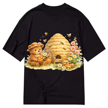 SKEP HIVE | Traditional straw beehive | Cottage garden setting | Buzzing activity - Classic T-shirt - Black