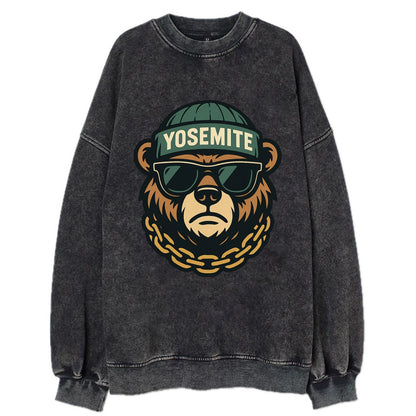 Yosemite Bear - Vintage Sweatshirt - Black