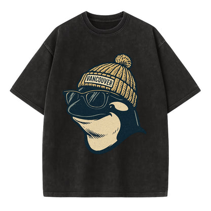 Vancouver Orca wearing Vancouver beanie - Vintage T-shirt - Black