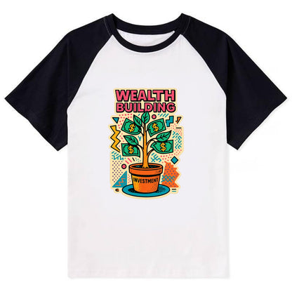 Money tree growing from investment pot - financial independence journey, - Contrast Raglan T-shirt - Black