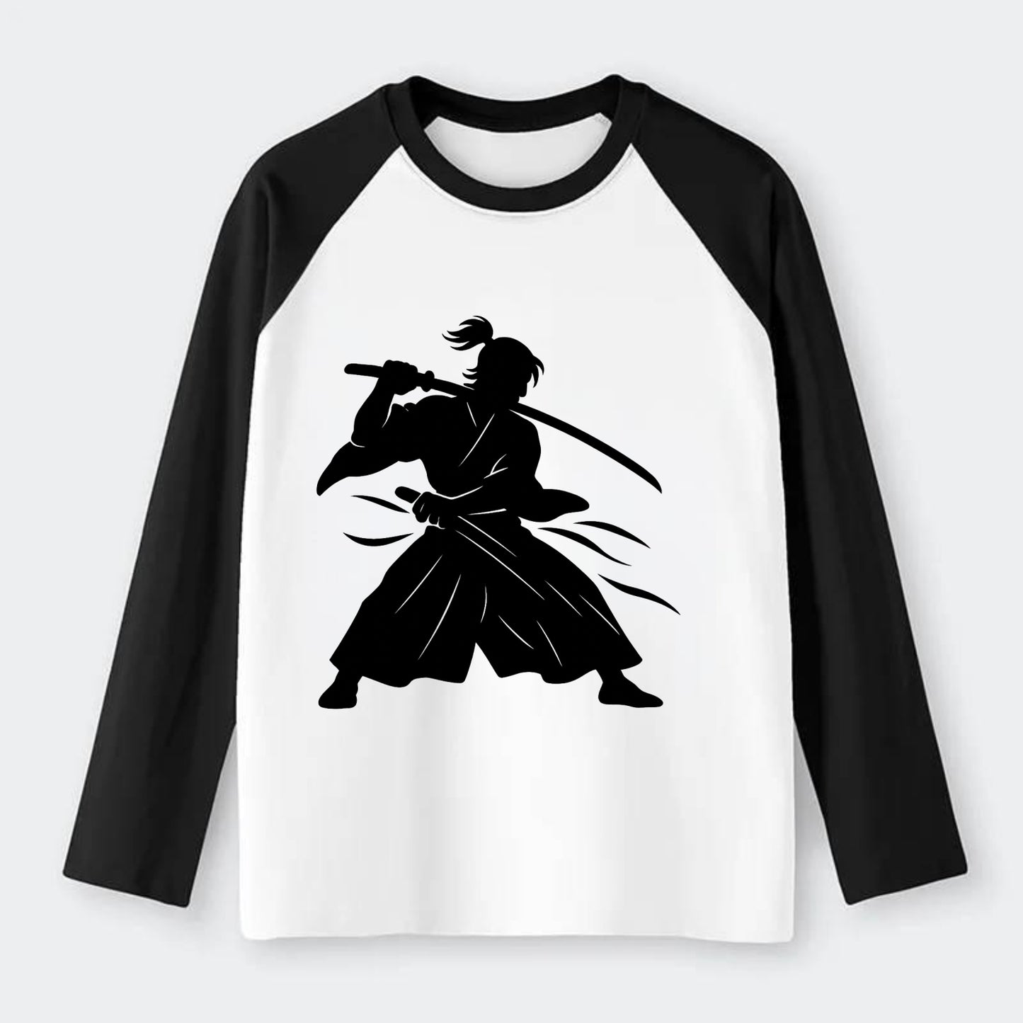 Japanese samurai sword draw - Raglan Long Sleeve T-Shirt - Black