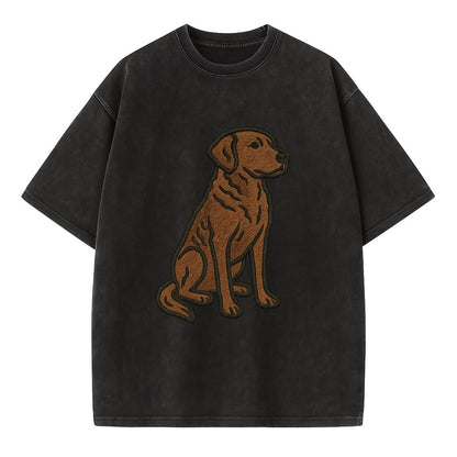 Chesapeake Bay Retriever - Brown wavy coat embroidered sitting pose - Vintage T-shirt - Black