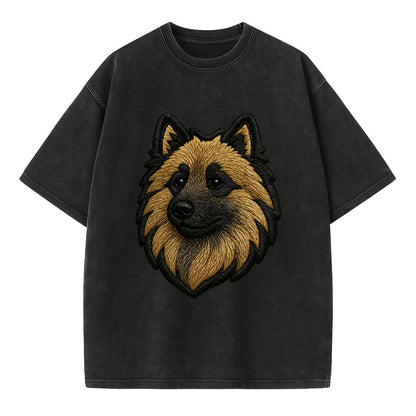 Keeshond - Contemporary spitz logo with - Vintage T-shirt - Black