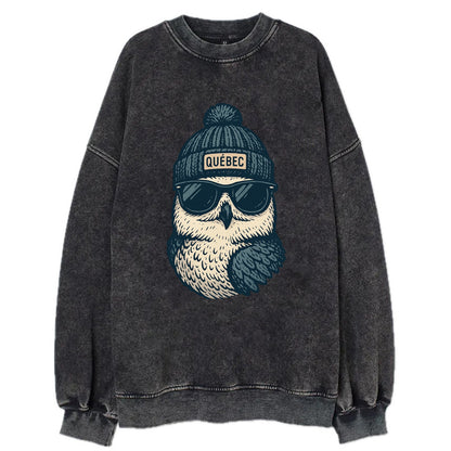 Quebec City Snowy Owl wearing Quebec bea - Vintage Sweatshirt - Black